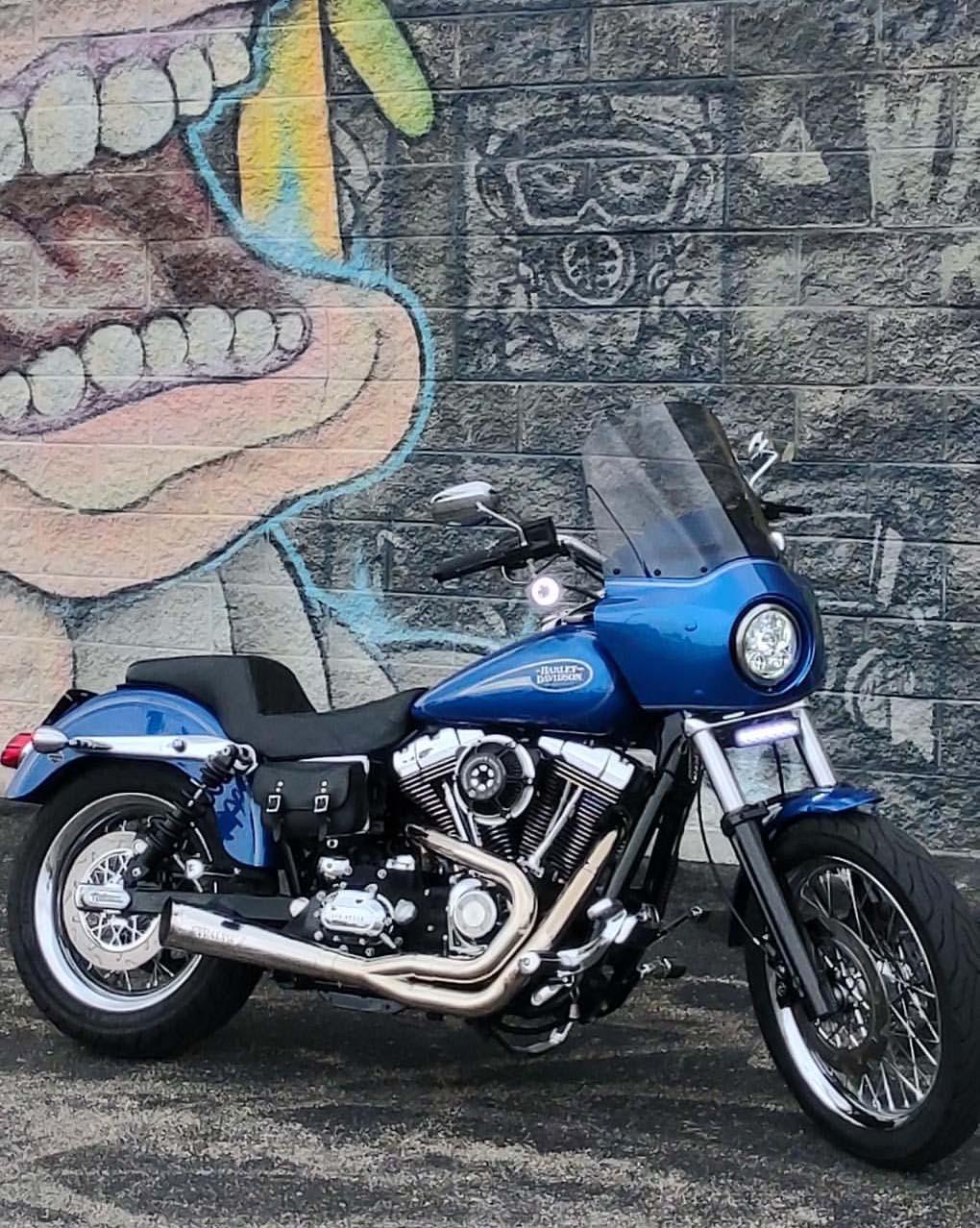 2006–2017 Harley Dyna motorcycle with Stealth Pipes exhaust system installed – stainless muffler upgrade, photo 14 of 18